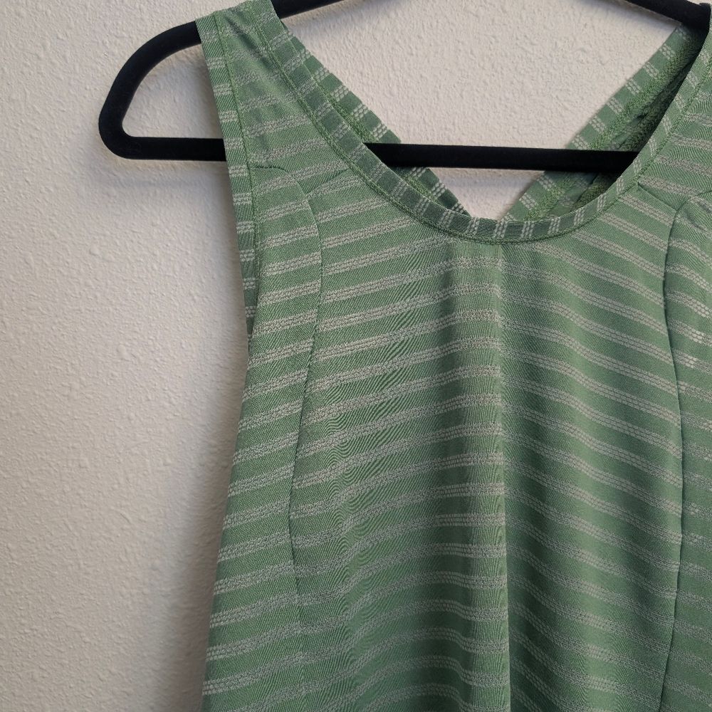 ZYIA Active Forest Nimbus Split Open Back Athletic Tank Top Green Stripes - Picture 5 of 6